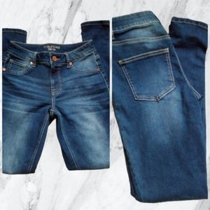 - High waisted skinny Jeans